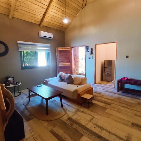 Wag Hill Lodge & Spa Butimba Exterior photo
